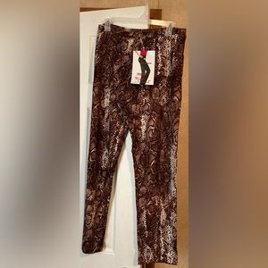 Women with Control leggings Size M - NWT